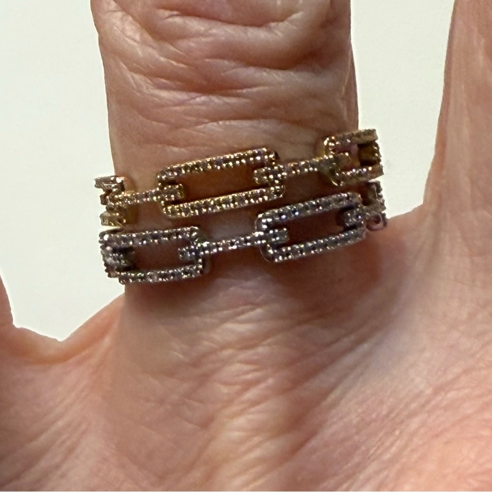 Wonderful 14k Yellow Gold Diamond Chain Link Ring - Picture 8 of 10